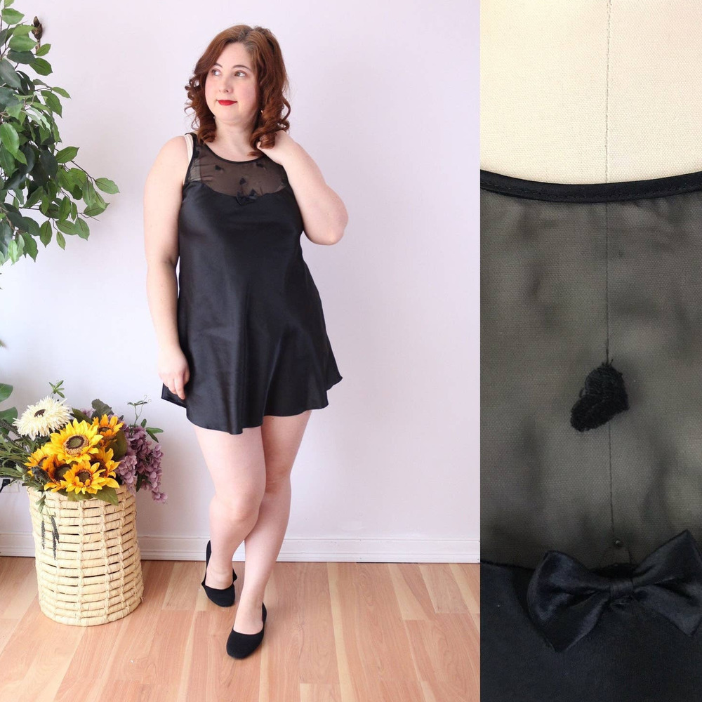 Black‎ Mesh Slip Dress with Bow Heart Print Satin